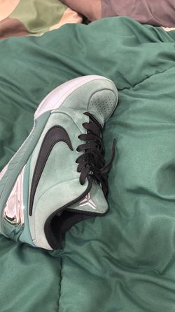 Kobe shoe like