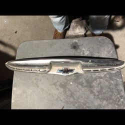 1952 Chevy car trunk emblem