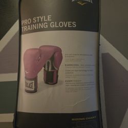 Pro Style Boxing Gloves