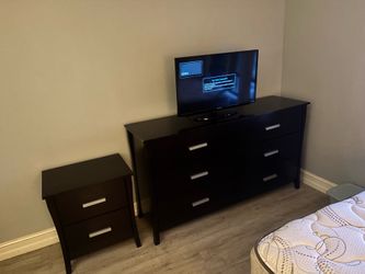 dresser and night stand