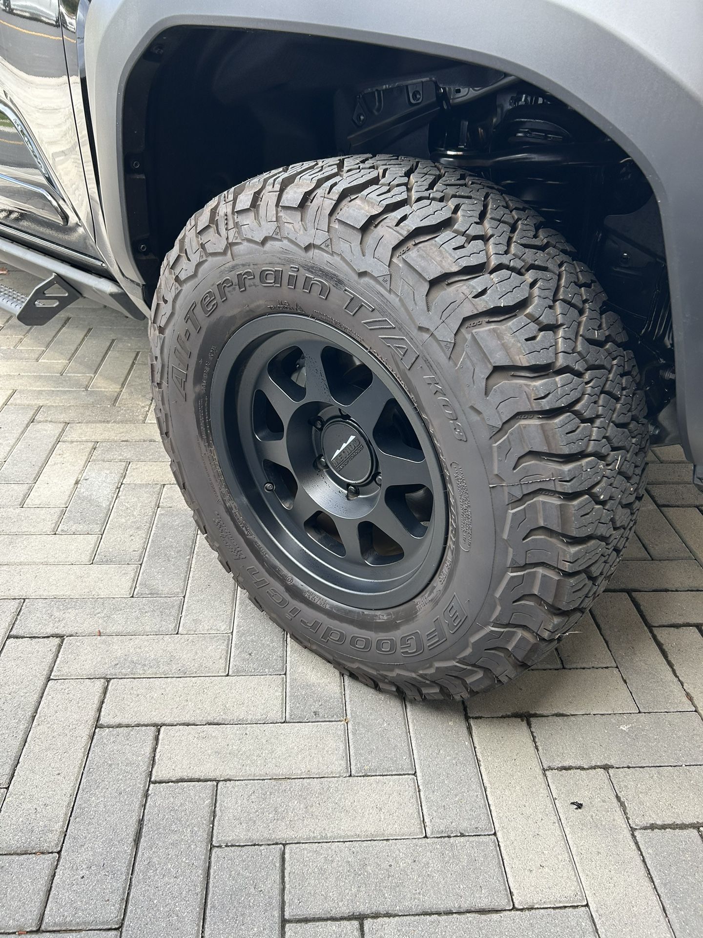 Method 316 17x8.5 with BF Goodrich KO3 285 70 17