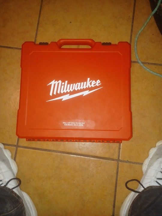 Milwaukee Ratchet Set