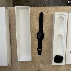 Apple Watch Series 4 