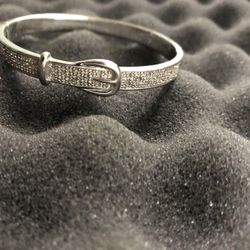 Rhodium Plated Diamond Hinged Buckle Bangle Bracelet 1\5 Ct TDW