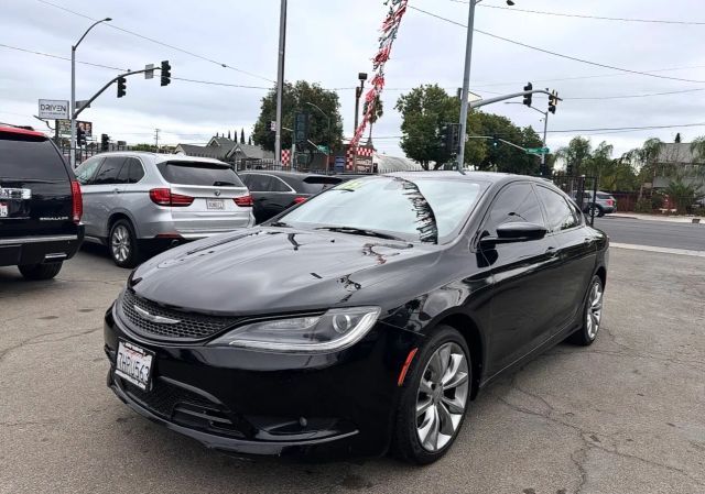 2015 Chrysler 200