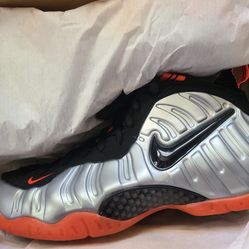 Crimson Foams Size 10 