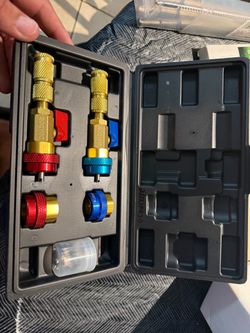 AC Valve Core Removal Tool Kit for R134a R1234yf Includes valve core removers, R1234yf connectors, R134a cores, O-rings and storage case new in case $