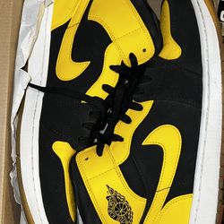 “New Love” Mid Jordan 1 Size 12