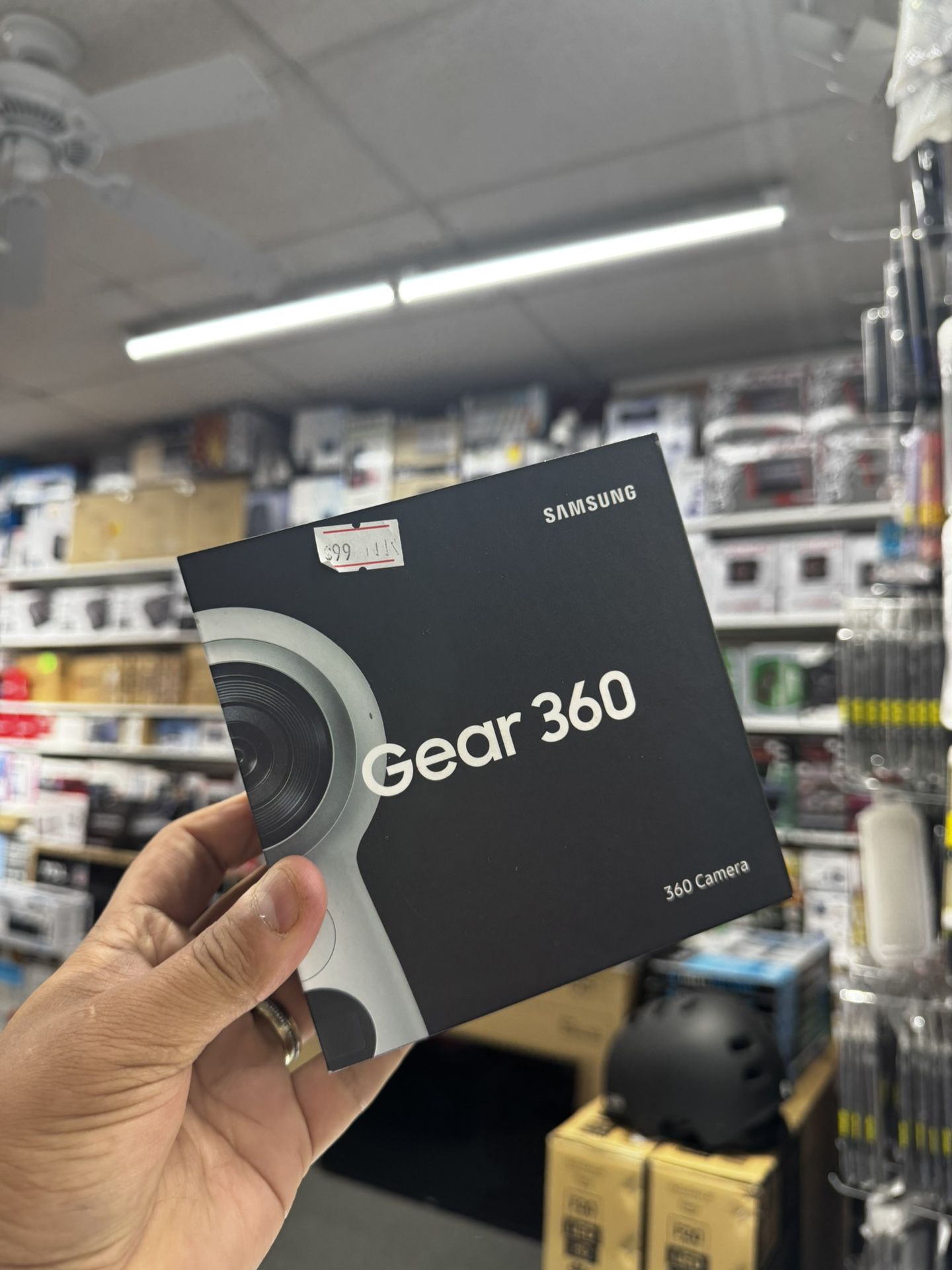 Gear 360.