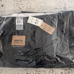 Dockers Men's Black Pleated Dress Pants Size 44 X 30