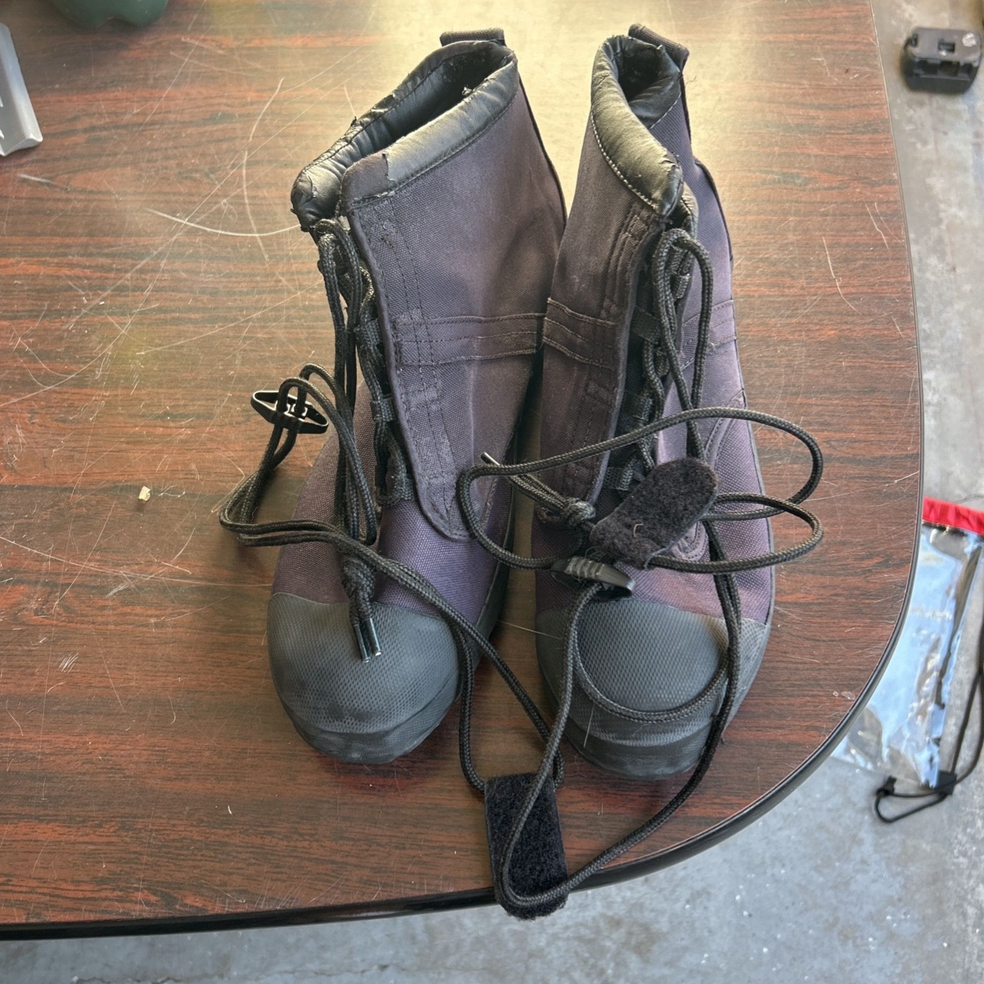 Diving Rock Boots DUi