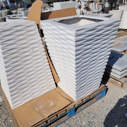 LIGHT WEIGHT CONCRETE CEMENT PLANTER POTS  $425 EACH