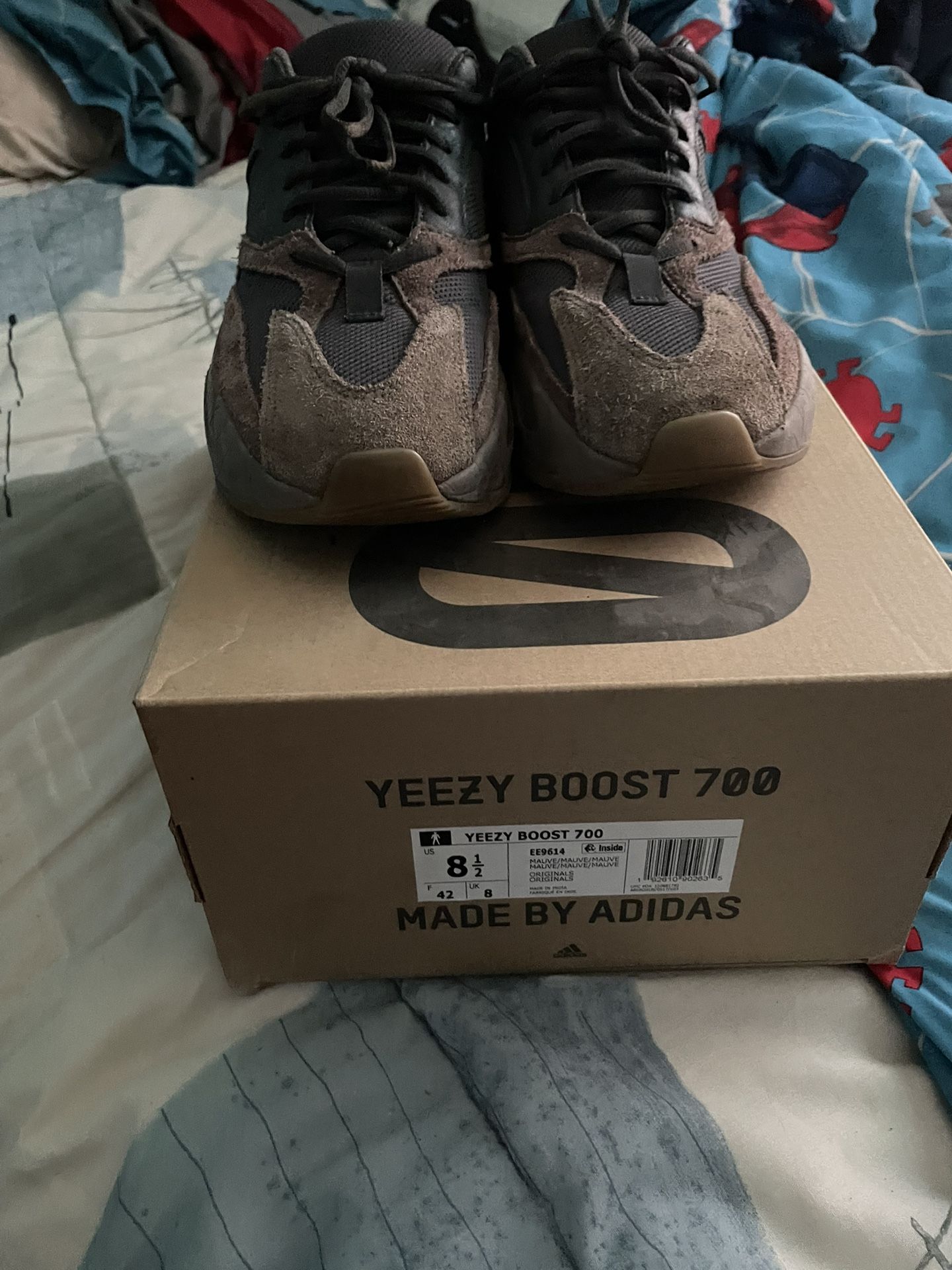 Yeezy 700