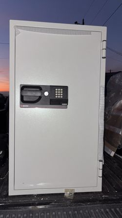 Sentry Safe Box