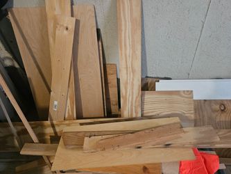 Lots of wood offcuts. Take all for $15