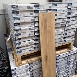 Style Selections 5.5mm Waterproof Vinyl Plank Flooring