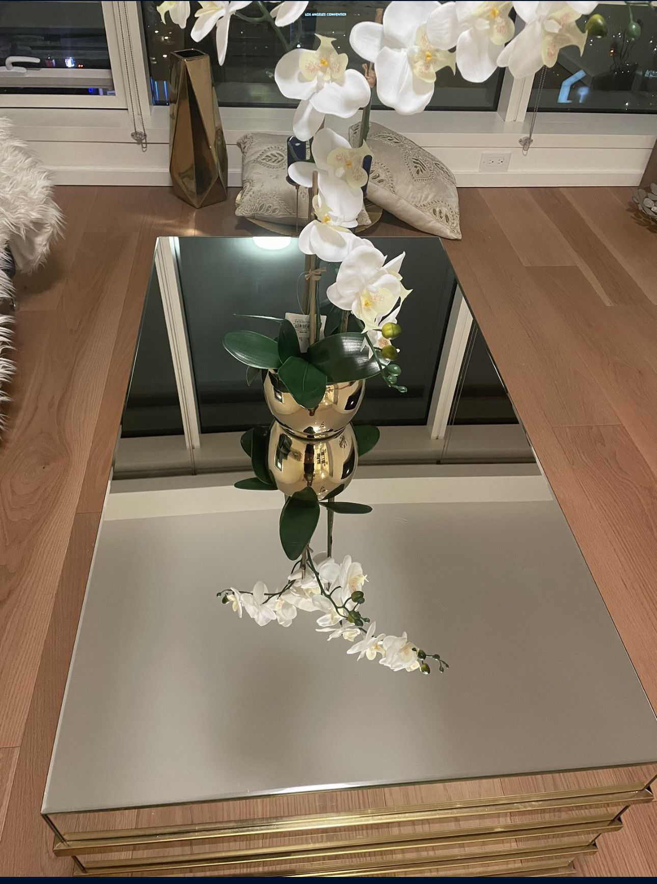 Move Out Quick Sale! Mirrored And Gold coffee Table 