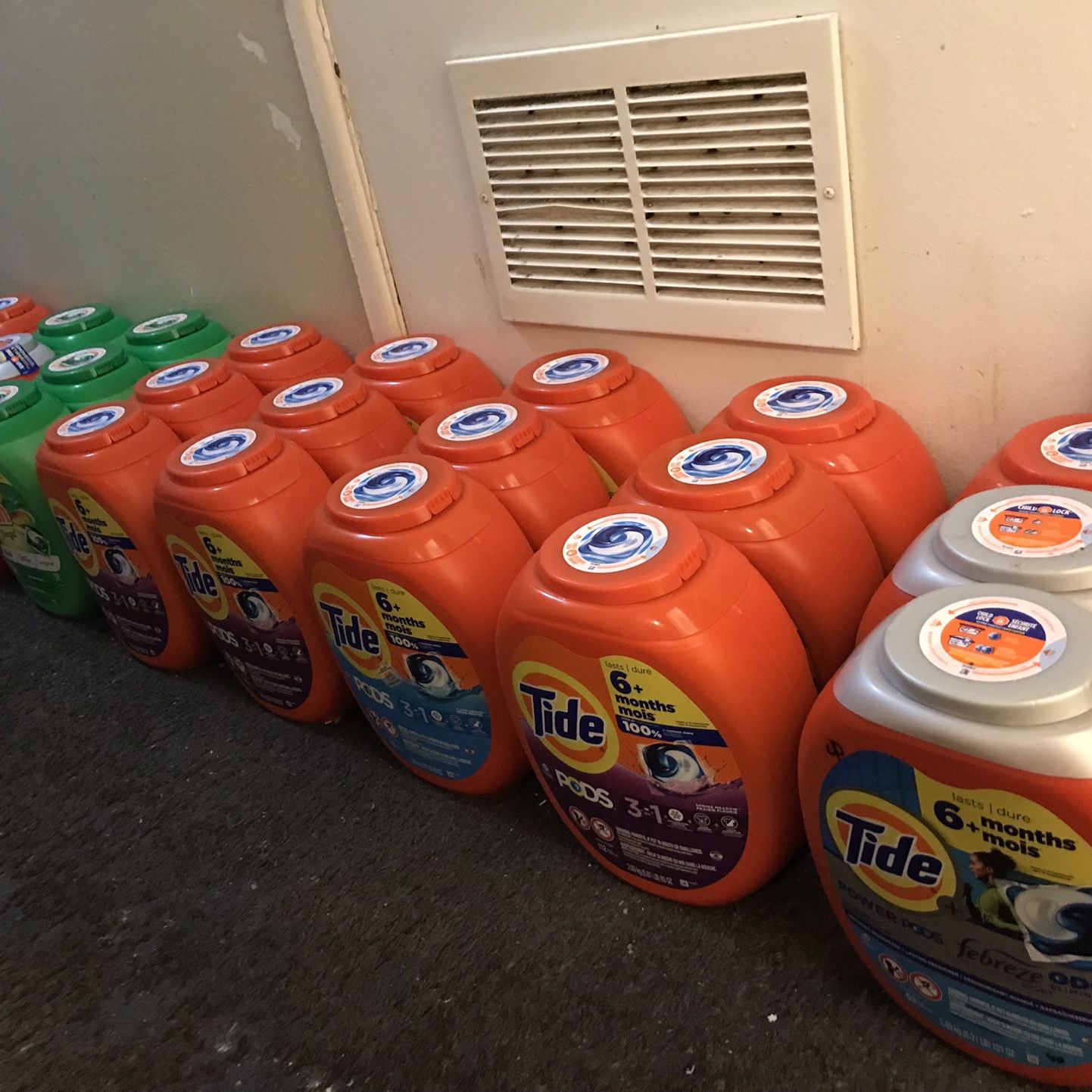 Tide PODS Liquid Laundry Detergent, Spring Meadow Scent, HE Compatible112Count