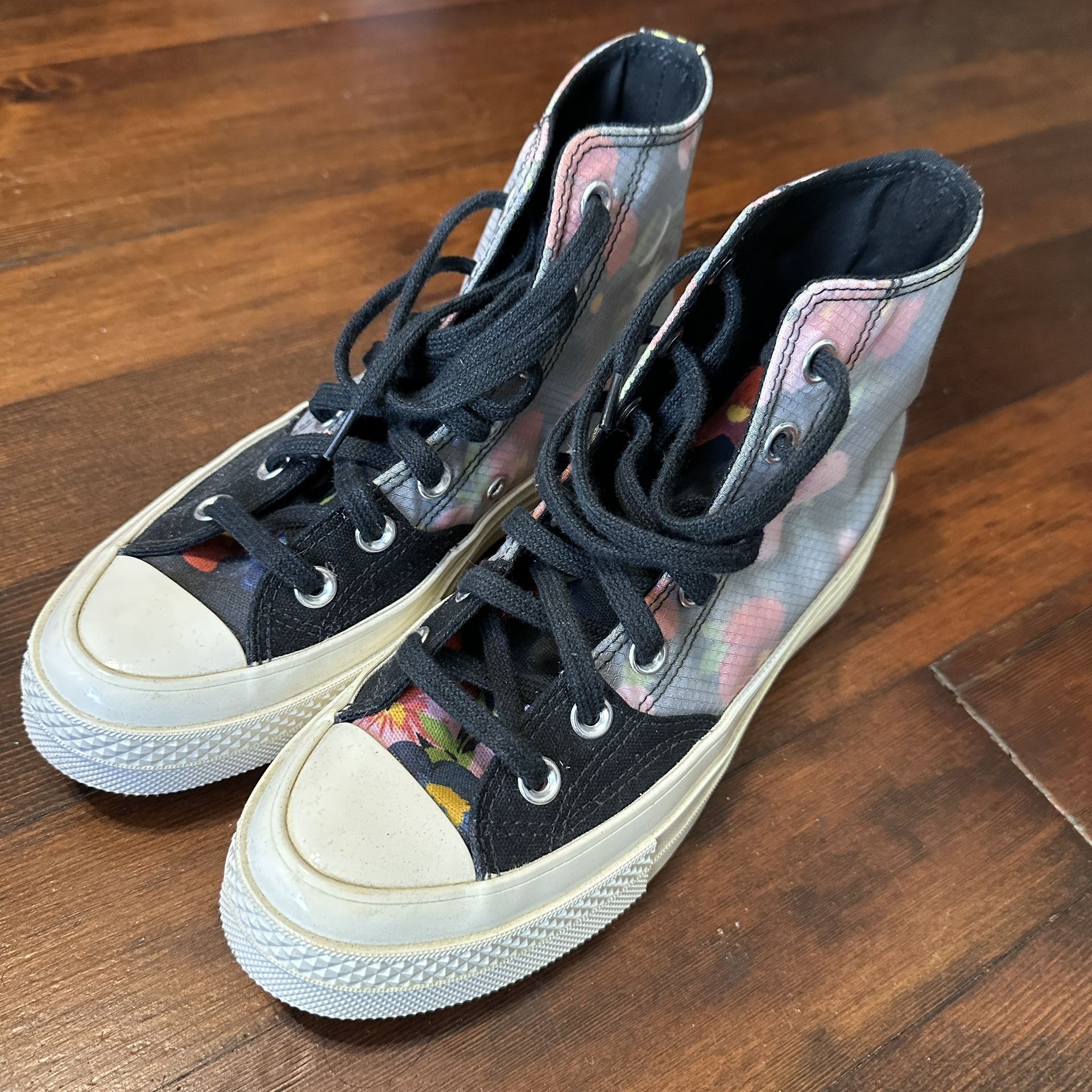 Chuck 70 Floral Women's sz 7 High Top Shoe