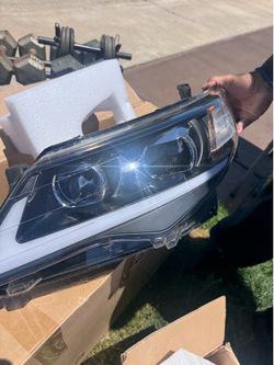 Yuanzheng LED Aftermarket Headlights for 2014 Toyota Corolla Pair Left & Right