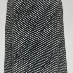 *EUC* Tahari A-Line Knee Length Side Zip Black & White Skirt Size 2