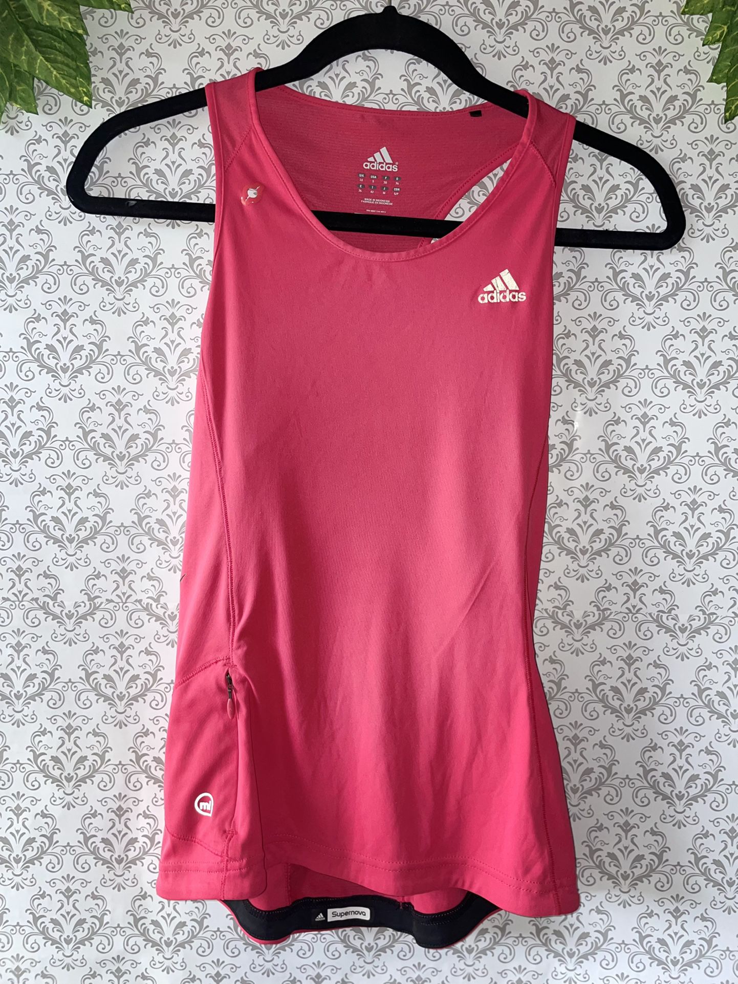 Adidas Women's mi ClimaCool Supernova Racerback Activewear -Size small Pink for Sale Terrell, - OfferUp