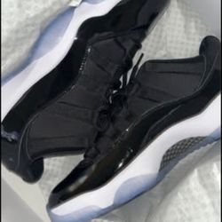 Air Jordan 11