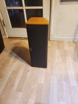Klipsch Vintage Center Speaker $8