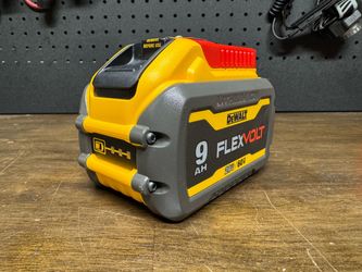FLEXVOLT 20V/60V MAX Lithium-Ion 9.0Ah Battery