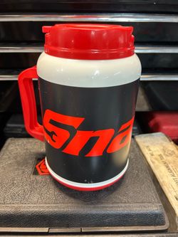Snap on tools jug