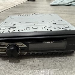 Pioneer Deh-150 Stereo