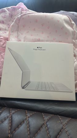 Magic Keyboard for iPad Air 13-inch (M2, M3, and M4)