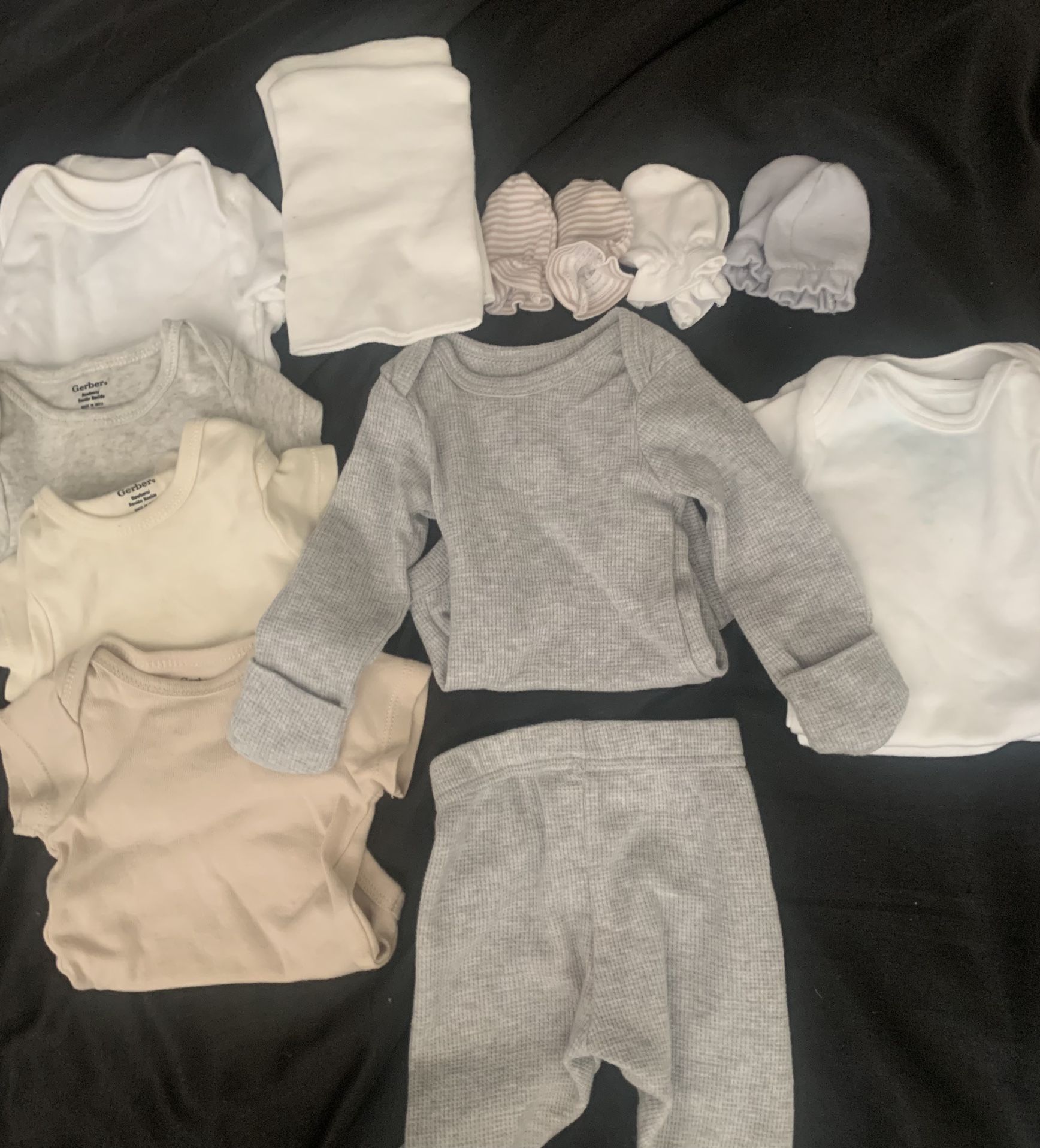 Newborn baby clothes!🐣