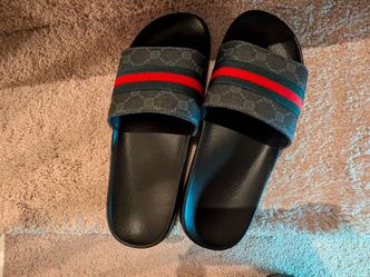 New flip flops size 10
