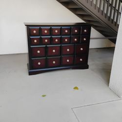 Nice Dresser 