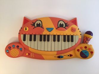 B. Toys Meowsic Keyboard