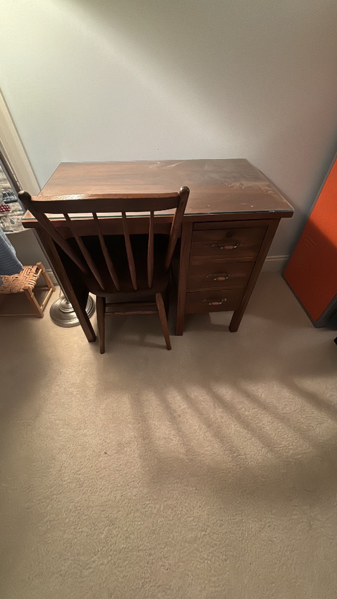 2X4 Wooden Desk With Chair/Glass Top