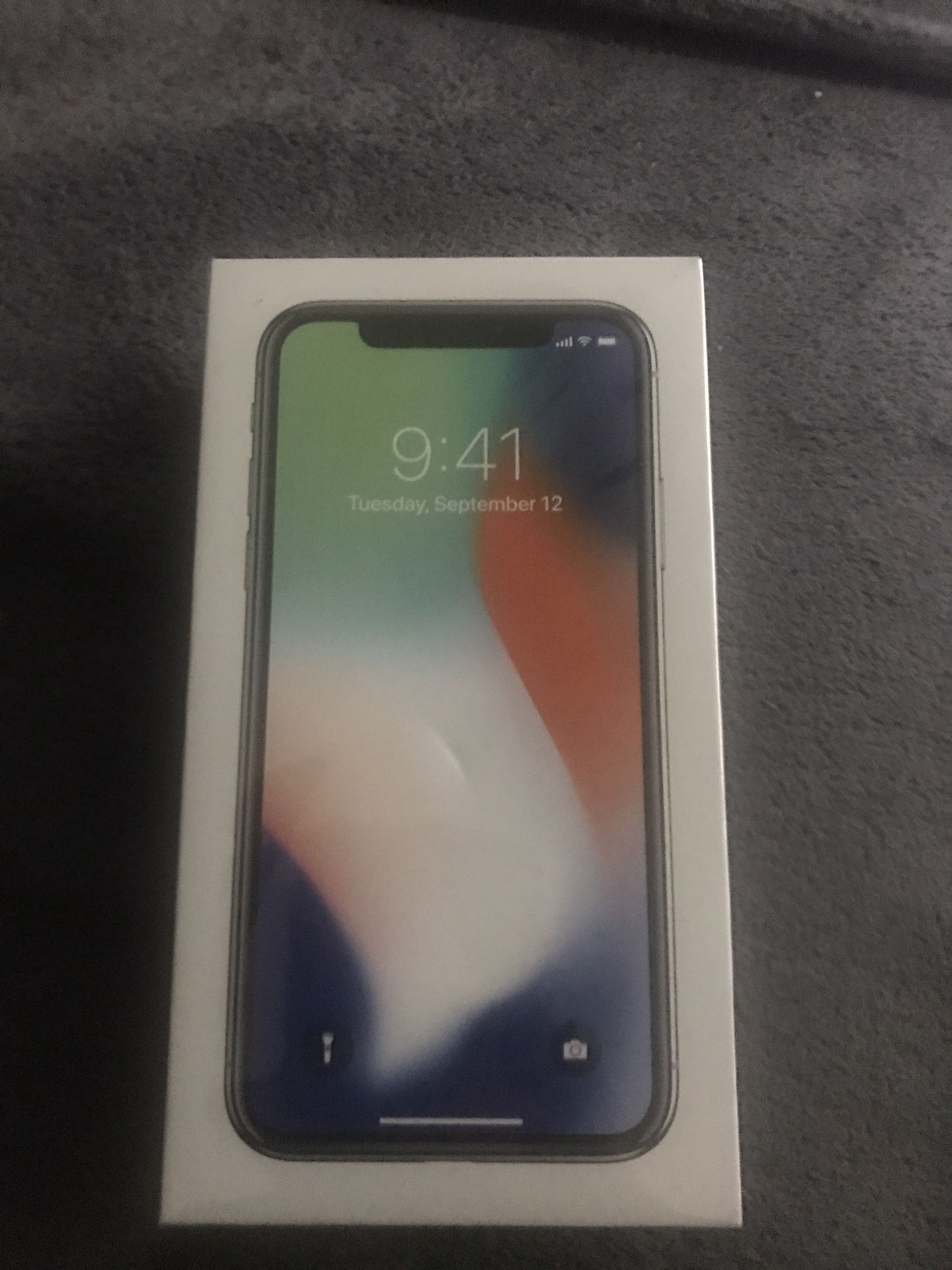 Unlocked iPhone X Silver, 64GB