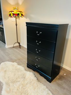 Black Dresser (FREE DELIVERY)