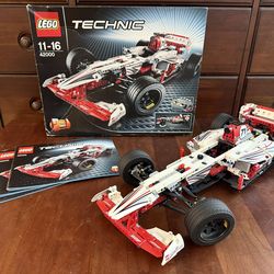 LEGO Technic Grand Prix Racer (42000)