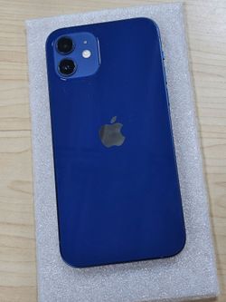 Iphone 12 unlocked 128GB. Price is firm. Desbloqueado. El Precio Es Firme.