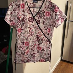 Cheap Scrubs Great Condition!!