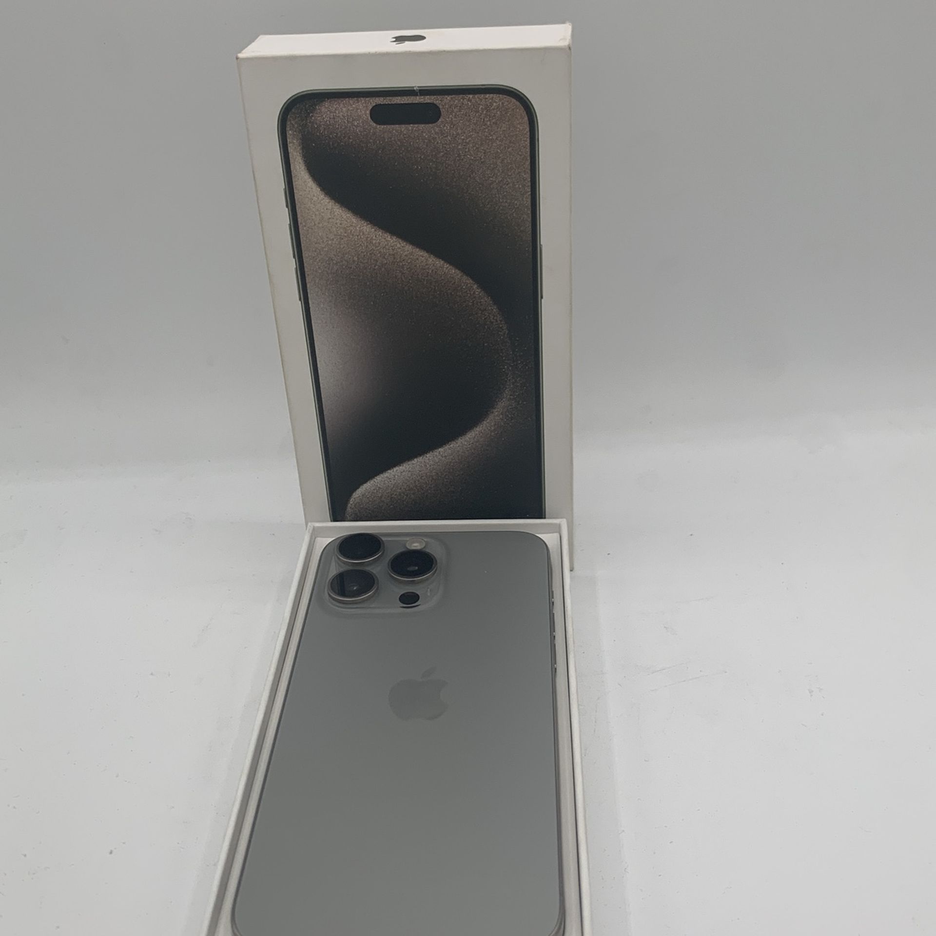 iPhone 15 Pro Max