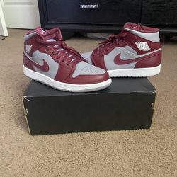 Air Jordan 1 Mid Cherrywood Red White Men’s 9.5 — Worn Once