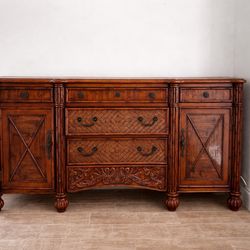 Solid Wood Cabinet | French-Style | Delivery Available (see description