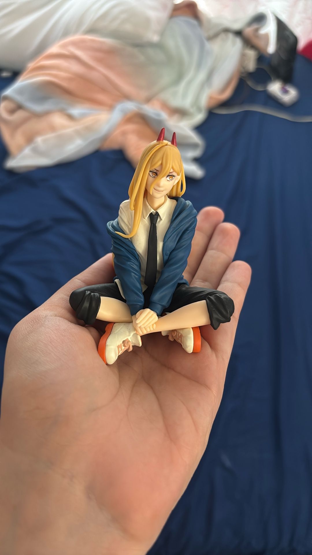 Chainsaw Man Power Premium Perching Figure