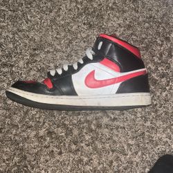 Jordan 1 Red And White ( Laces) Black And White 
