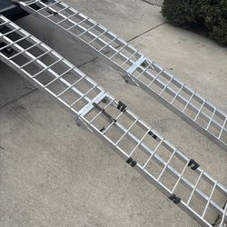 A Fold able Motorcycle Ramp