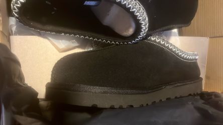 UGG