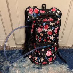 Sojourner Hydration Pack 